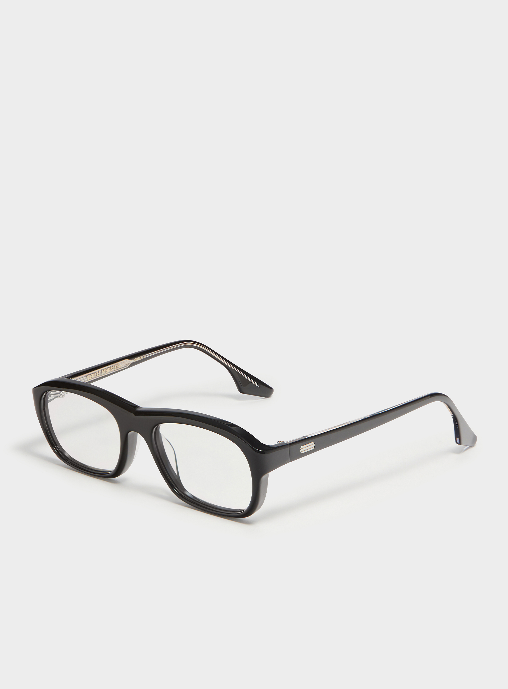 Pebble L 01