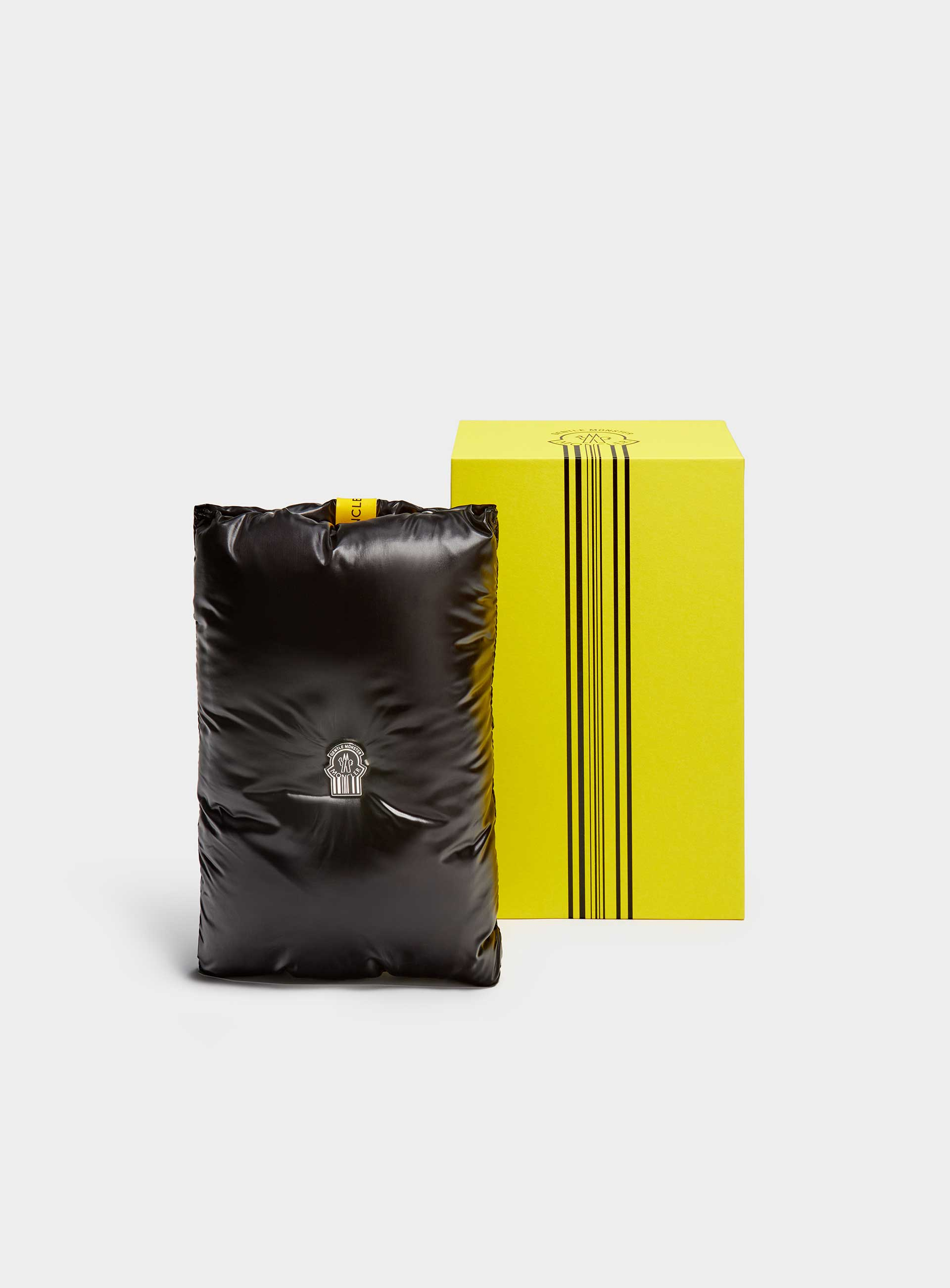 Moncler - Swipe 1 01